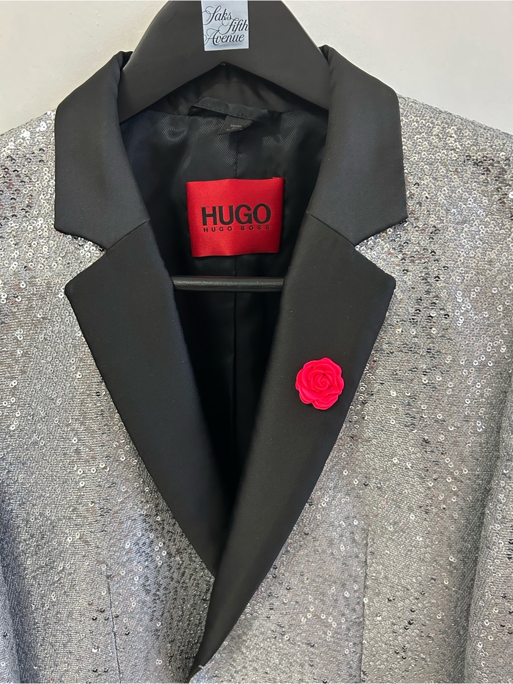 HUGO Boss Arti Metallic Sequin Tuxedo Dinner Jacket in Silver, 38R